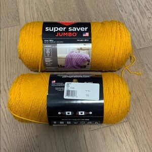 NWT Jumbo Red Heart Jumbo Yarn - Gold - (2) 28oz/1488 Yards